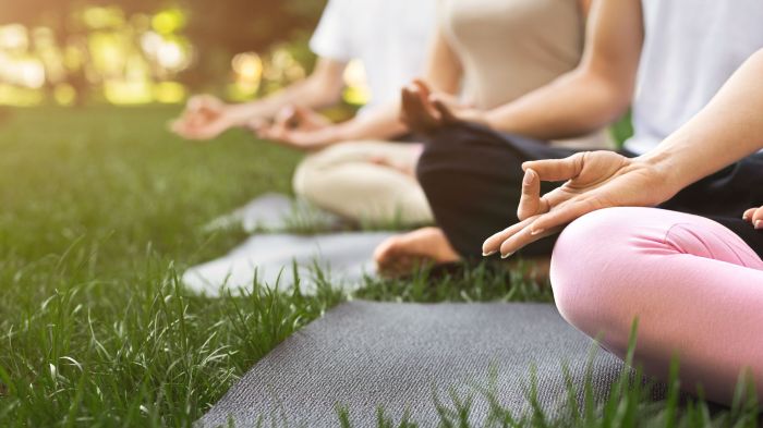 10 Tips for Incorporating Meditation Into Work