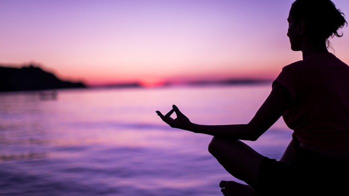 4 Meditation Practices for Overcoming Stress